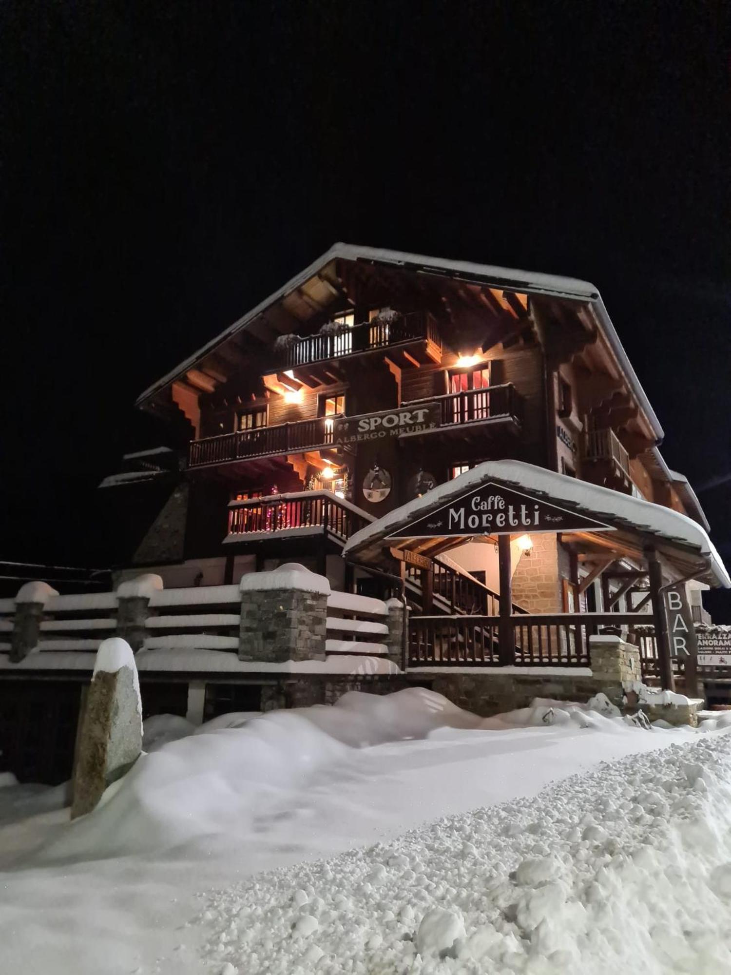 Hotel Sport Черезоле-Реале Экстерьер фото